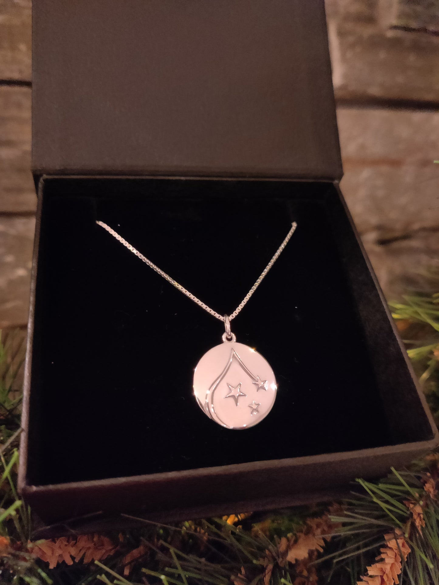 Kjede 50 cm med lykkemynt "Lysets frø"